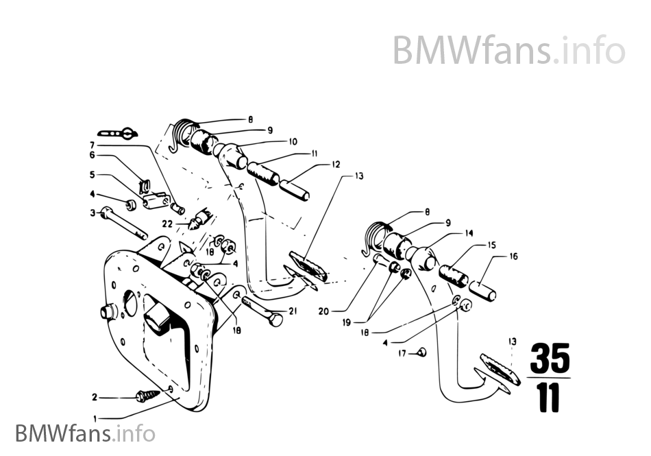 Pedals-supporting bracket